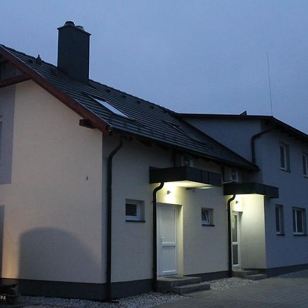 Potkerek Motel Ráb Exteriér fotografie