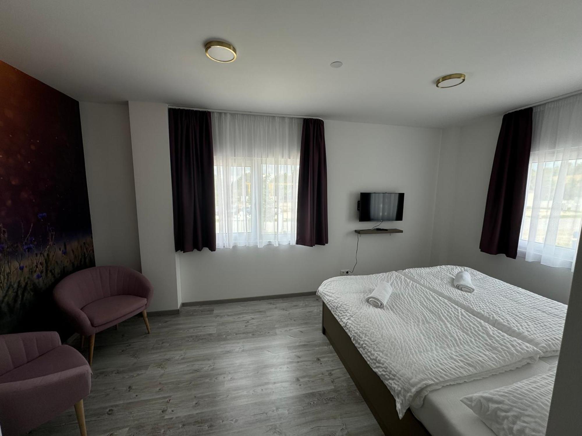 Potkerek Motel Ráb Exteriér fotografie