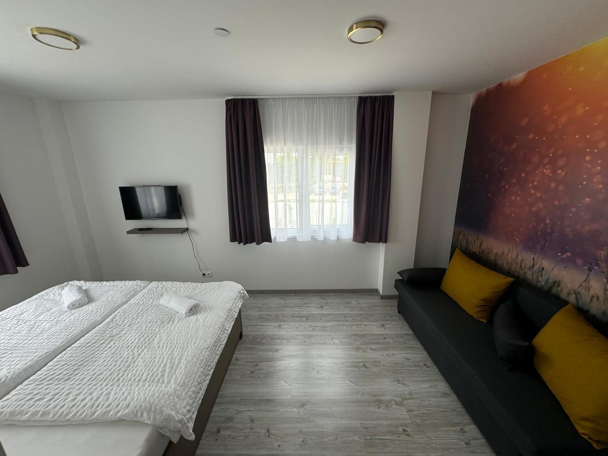 Potkerek Motel Ráb Exteriér fotografie